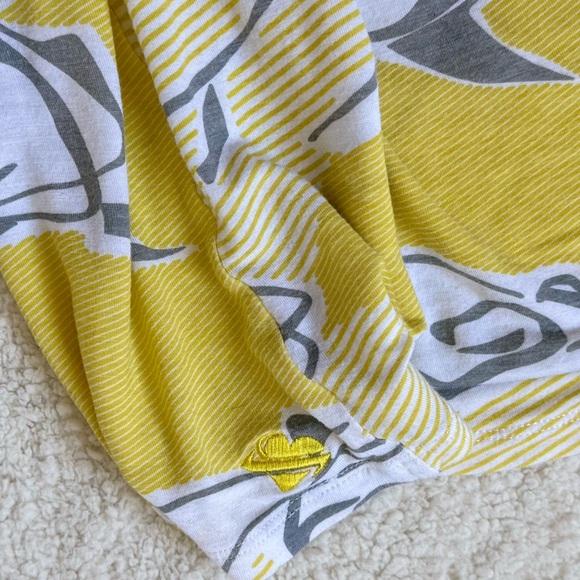 Y2K Vintage Lost Yellow Floral Halter Sundress with White Tie - Picture 4 of 5